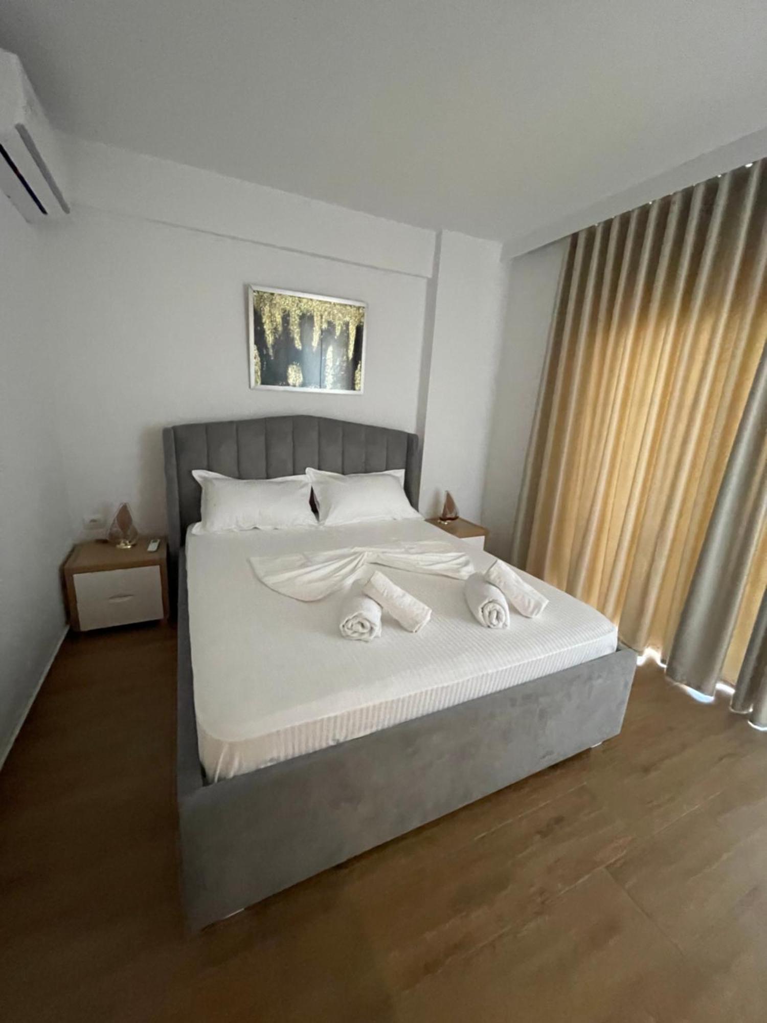 Odore Di Mare Apartments Sarandë Exterior foto